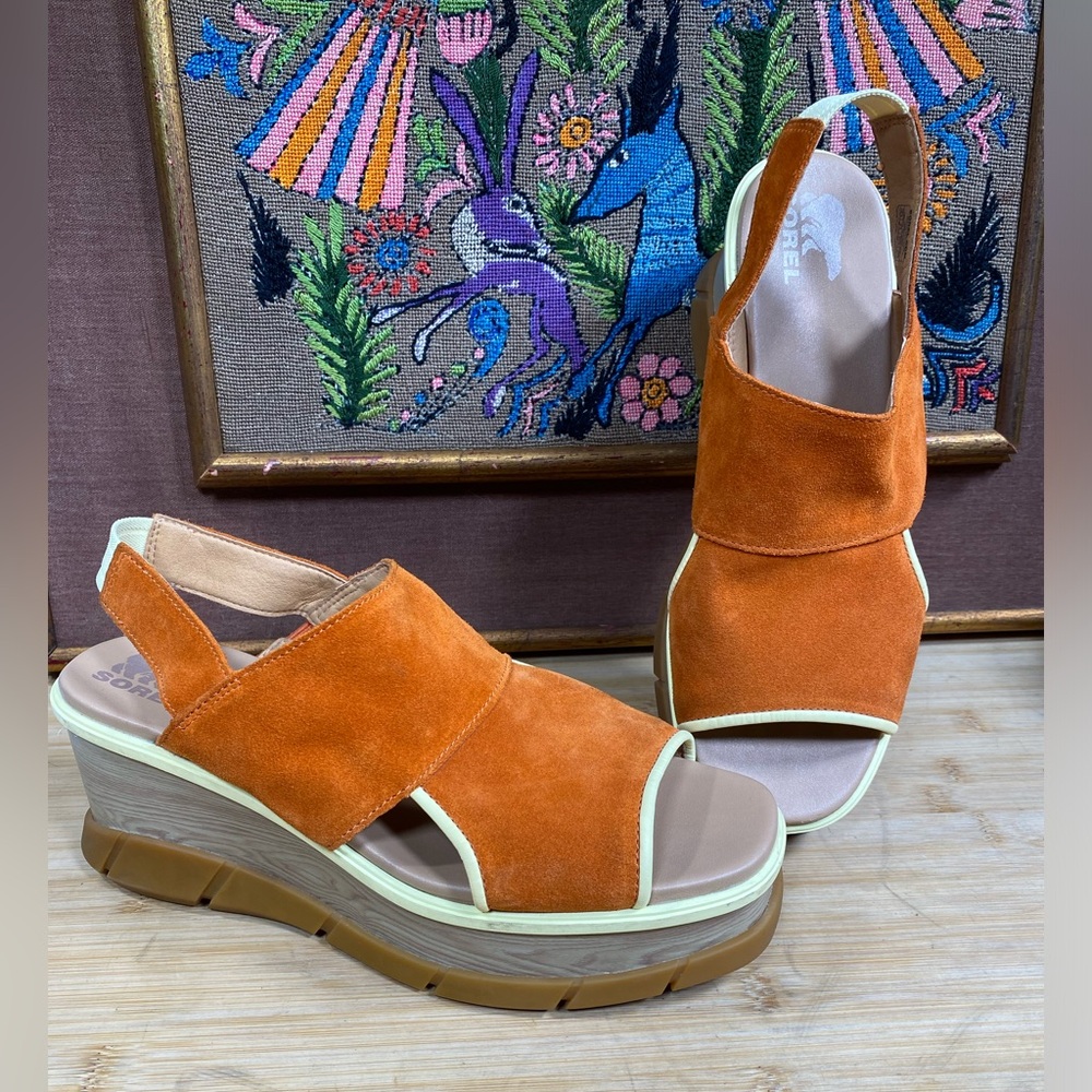 Sorel Joanie wedge platform sandals open toe 10.5 orange suede yellow trim